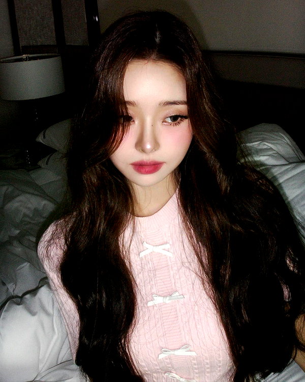 dear.zia instagram image archive image