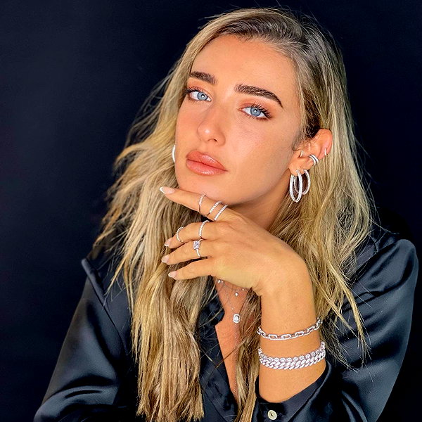 annezivi instagram image archive image