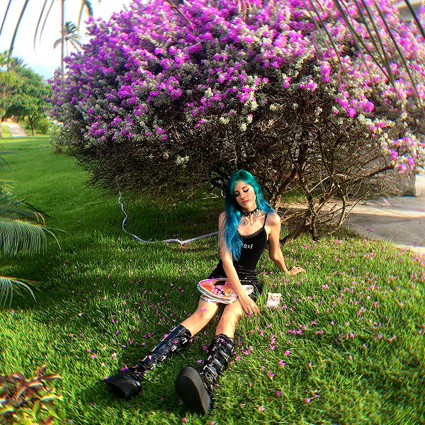 jadelaverne instagram image archive image