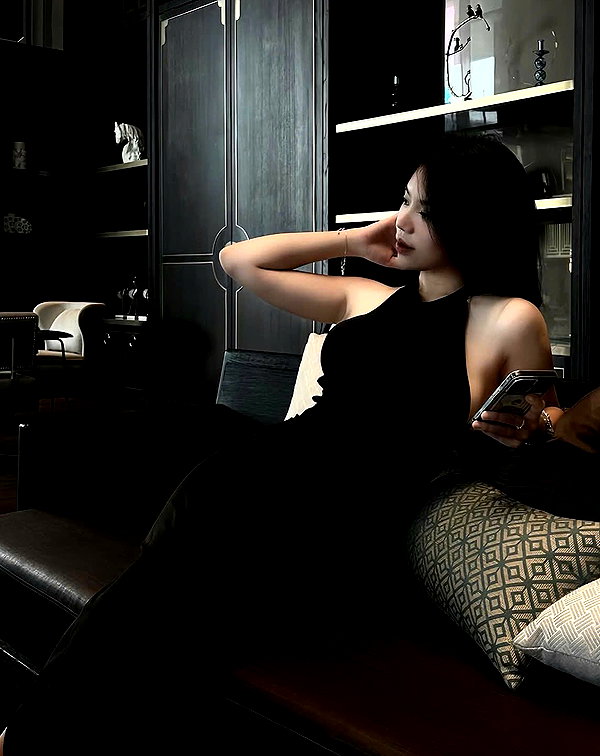 lyhythuedoxinh instagram image archive image