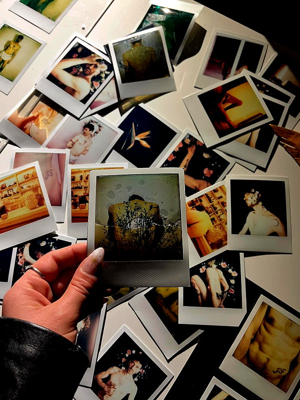 d3ad.doll instagram image archive image