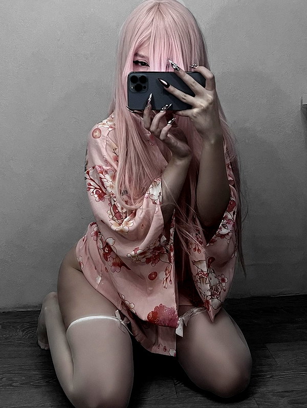 glowmoonshorty instagram image archive image