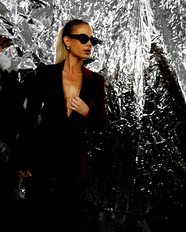 barzomer instagram image archive image
