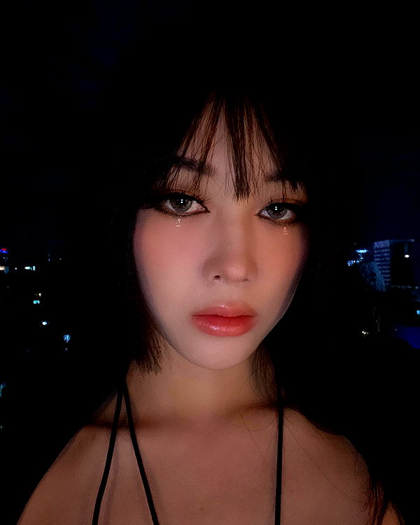 emily.ghoul instagram image archive image