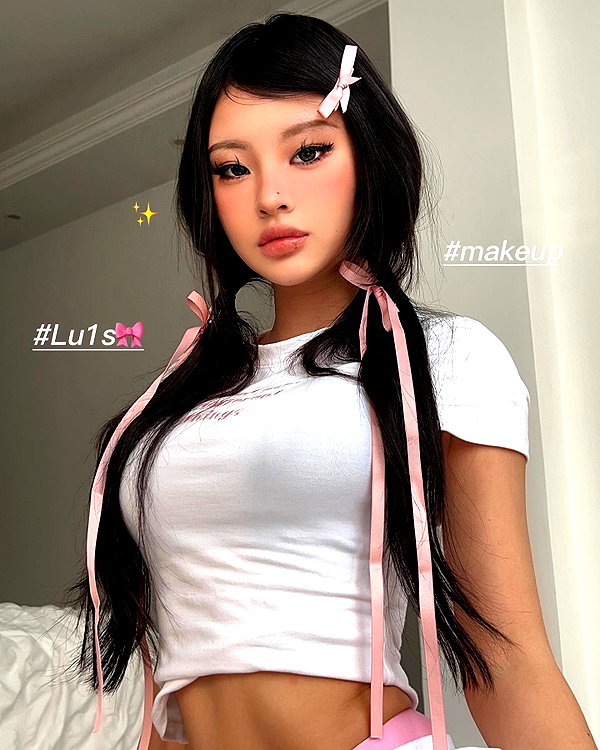 ll.lu1s instagram image archive image