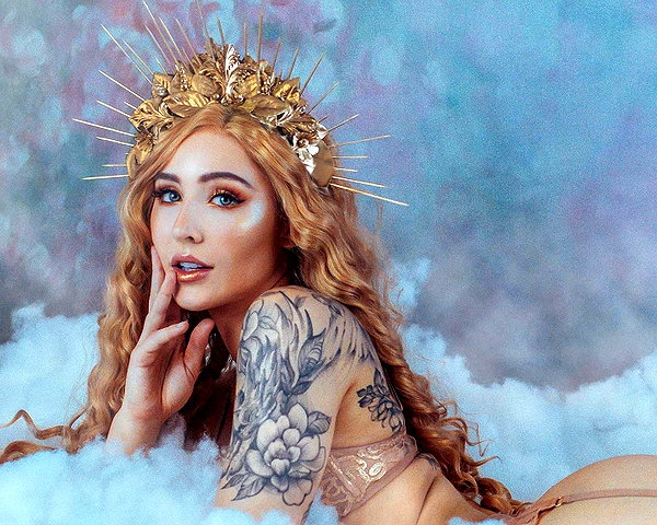 luxlo.xo instagram image archive image
