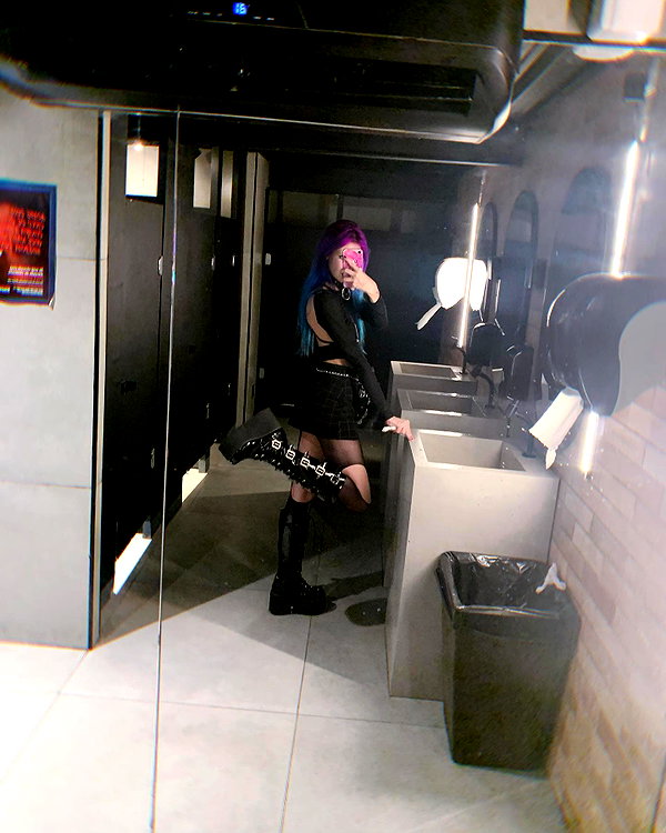 jadelaverne instagram image archive image