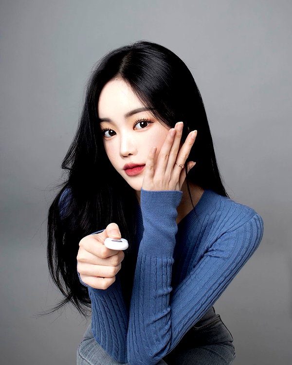daxbin instagram image archive image