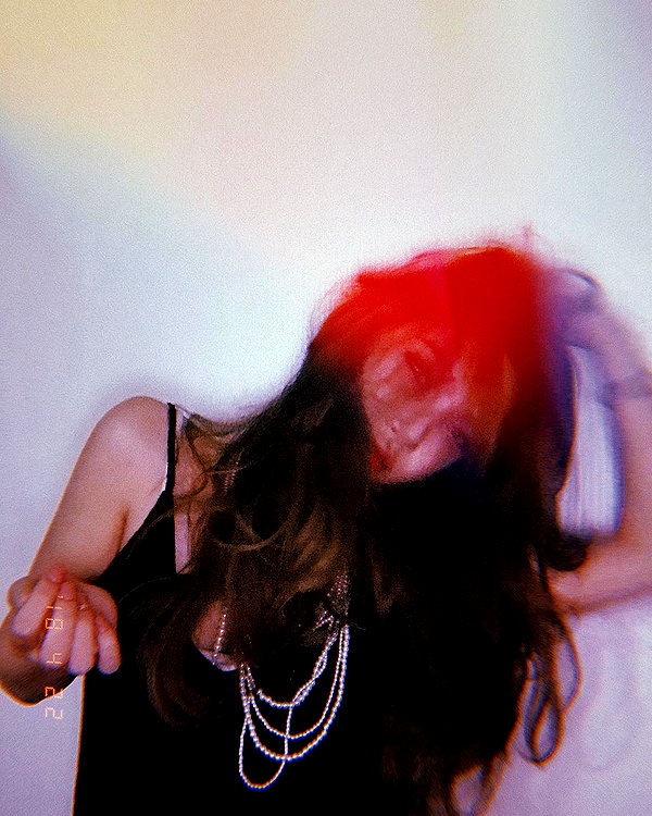 Archived image from @heroineseen on Instagram