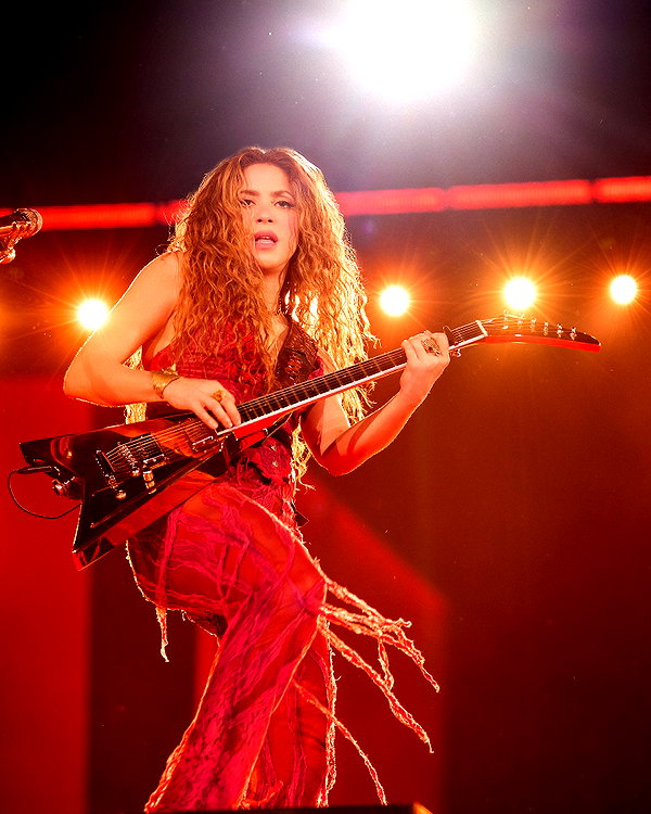 shakira instagram image archive image