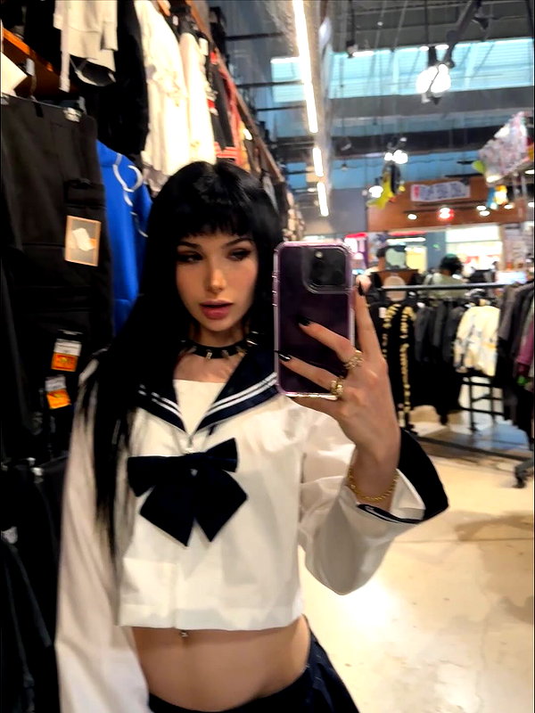 nicoleponyxo instagram image archive image