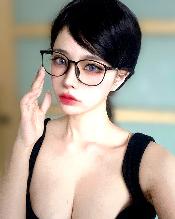 erokochiba instagram image archive image