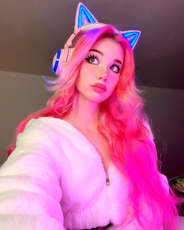danielle.mercedie instagram image archive image