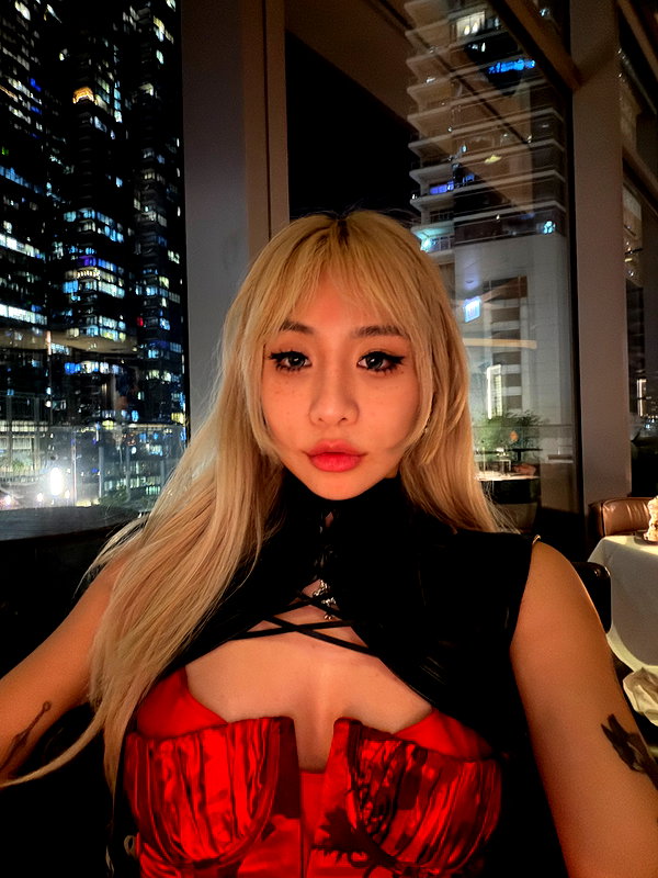 tiffanobi instagram image archive image