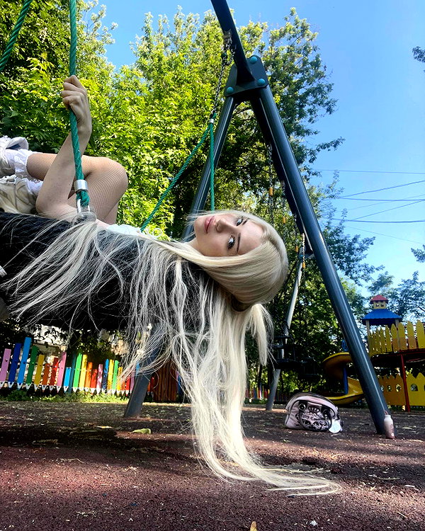 vik4au instagram image archive image