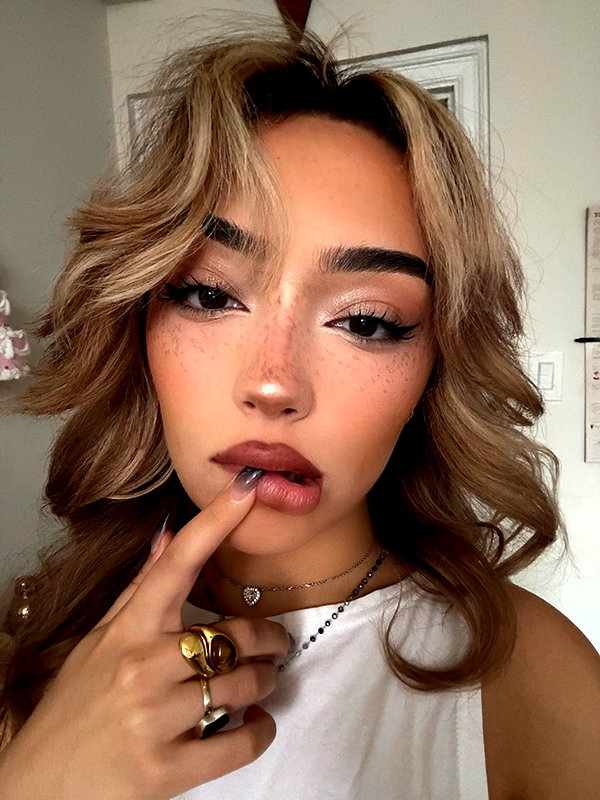 v.qx instagram image archive image