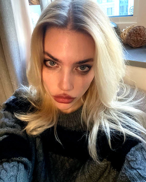 anya4everr instagram image archive image