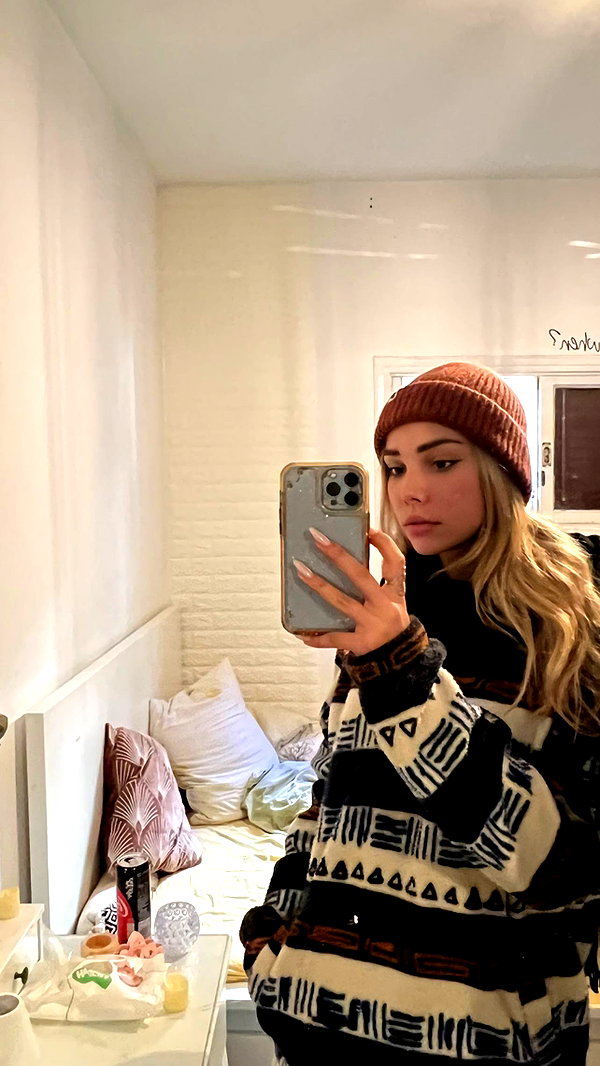 yulia.isakov instagram image archive image