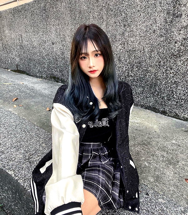 lai_931201 instagram image archive image