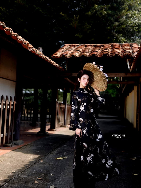 lyhythuedoxinh instagram image archive image