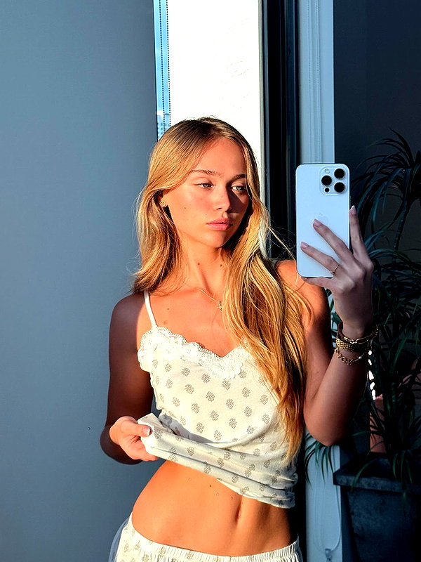kyla.doddsss instagram image archive image