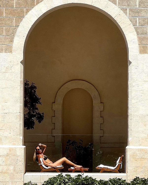 barzomer instagram image archive image