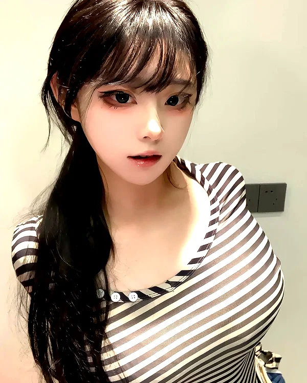 yingyinng_ instagram image archive image