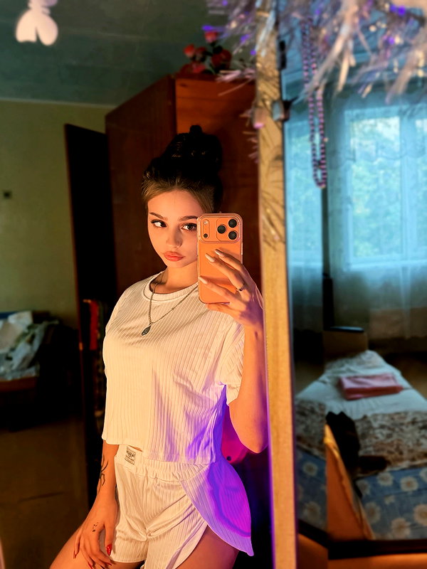 arti_0._.0 instagram image archive image