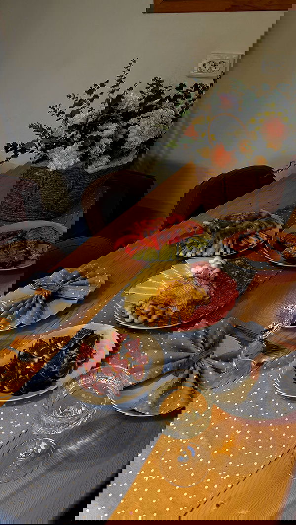 nyityam nyityam archive image