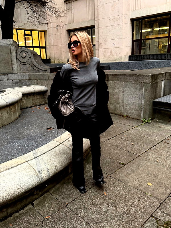 kkwwwv instagram image archive image