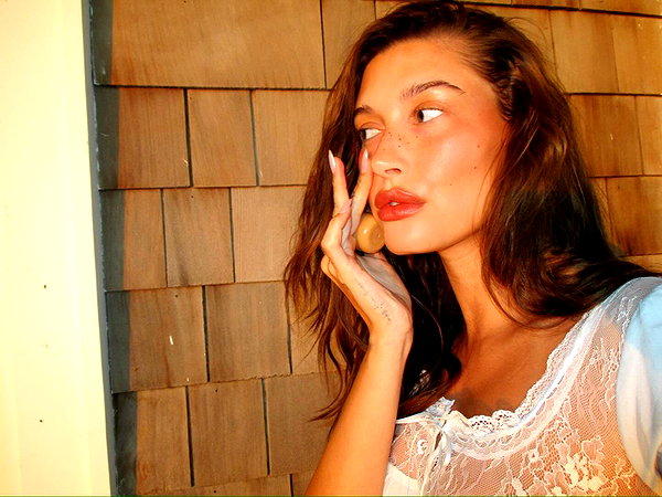 haileybieber instagram image archive image