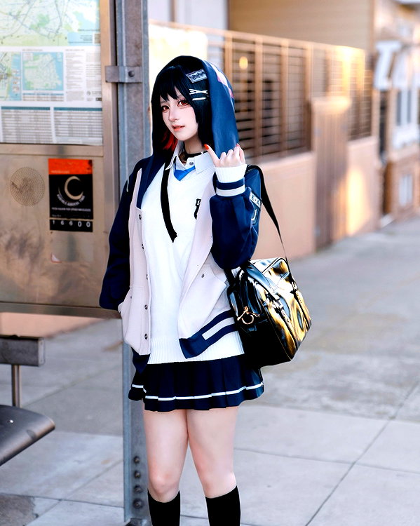 miee_cos instagram image archive image