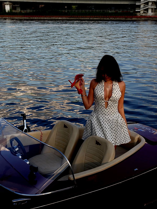 alishevs instagram image archive image