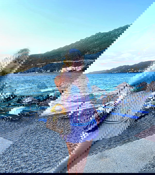 ormosheee ormosheee archive image