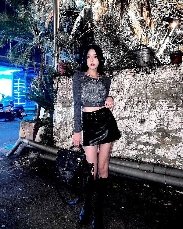 nixqq.425_ instagram image archive image