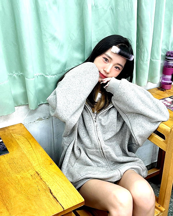 52._.0921 instagram image archive image