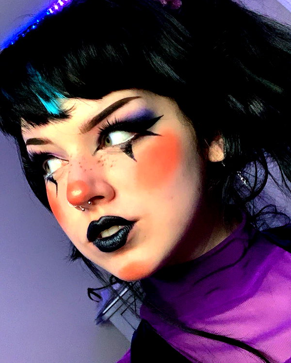 yeahimcaroline instagram image archive image