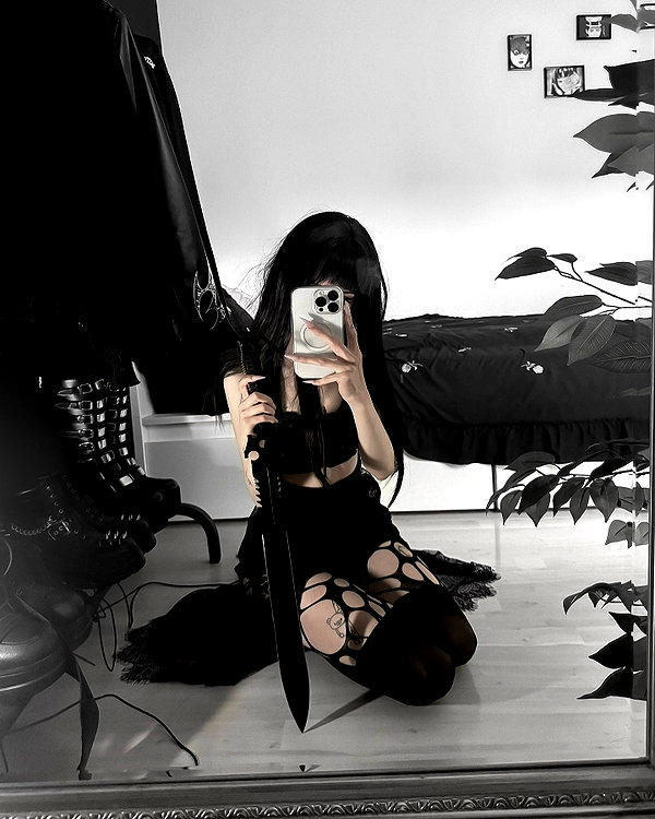 _lia.moon archive image