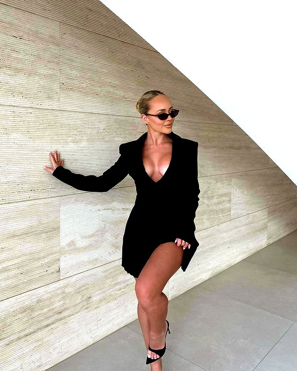 allieauton instagram image archive image