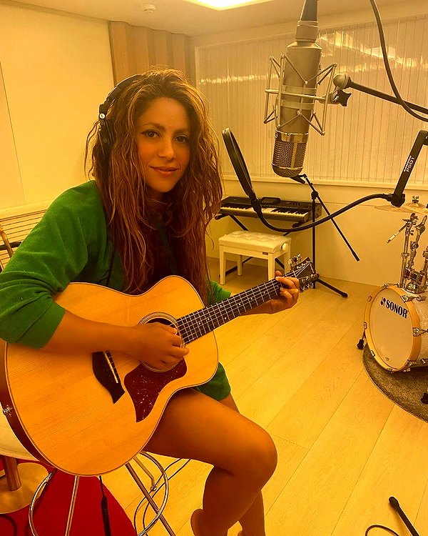 shakira instagram image archive image