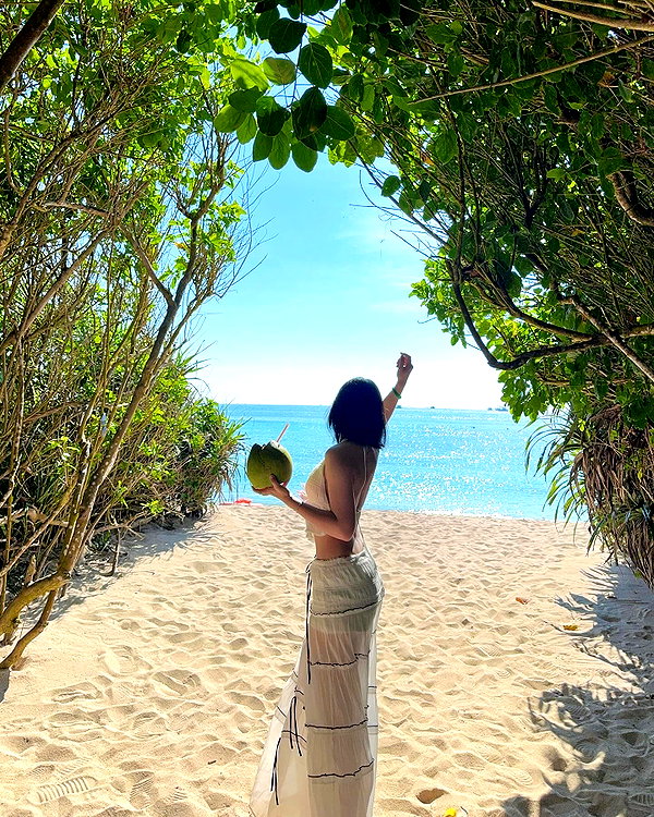 lyhythuedoxinh instagram image archive image