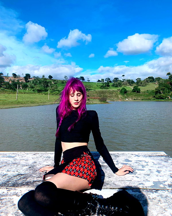 jadelaverne instagram image archive image