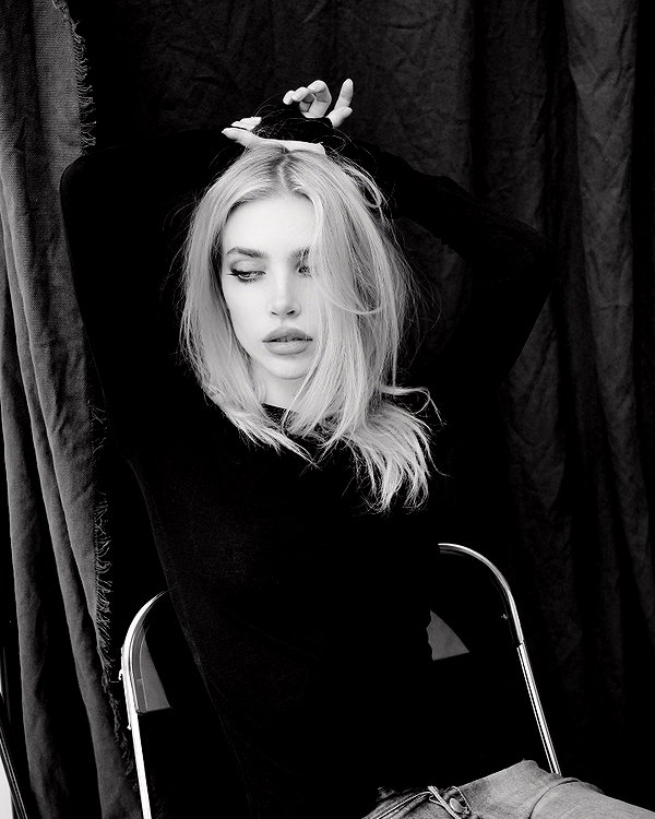 anya4everr instagram image archive image