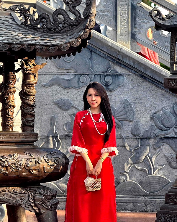 lyhythuedoxinh instagram image archive image