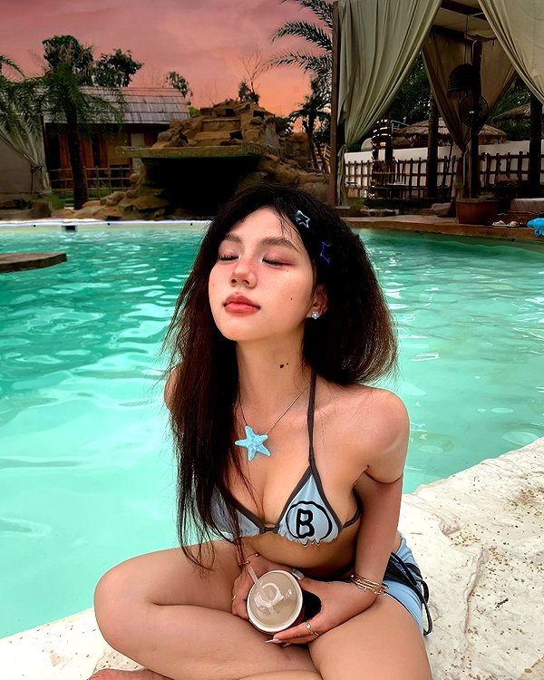 lyhythuedoxinh instagram image archive image