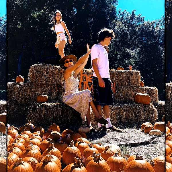 katehudson instagram image archive image