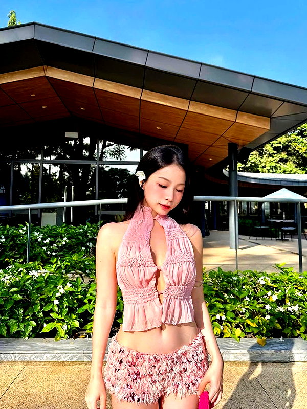 lyhythuedoxinh instagram image archive image