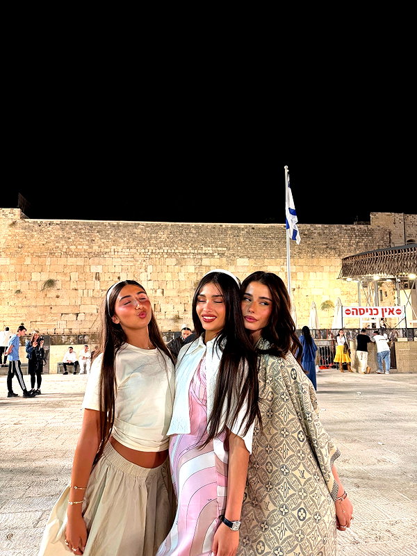 yuvalhazan___ instagram image archive image