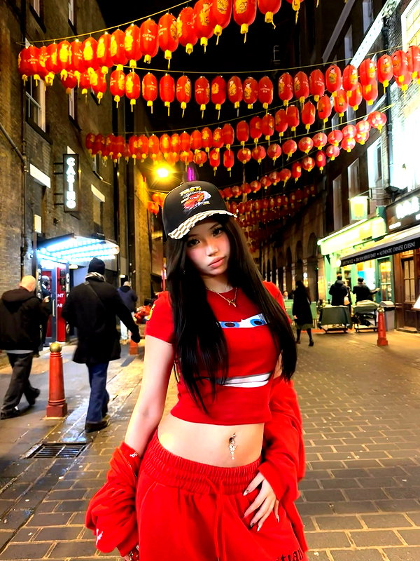 joycee.e instagram image archive image