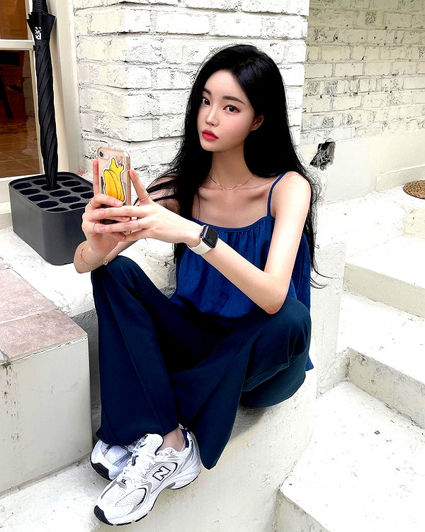 daxbin instagram image archive image